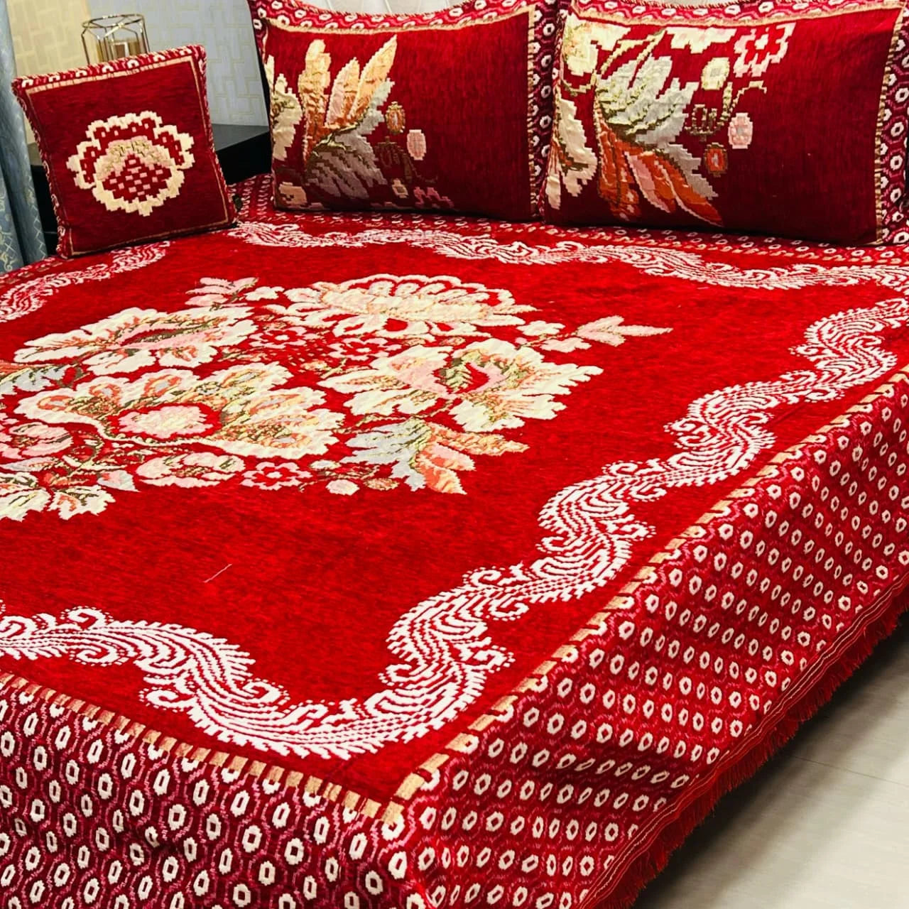 4pc Classic Velvet Bedsheet