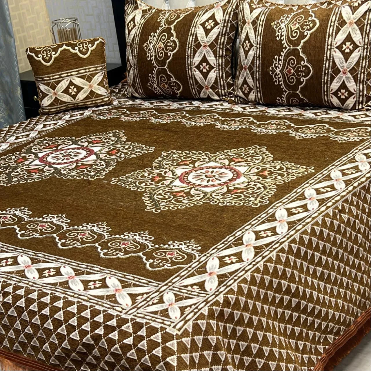 4pc Royal Velvet Bed Set