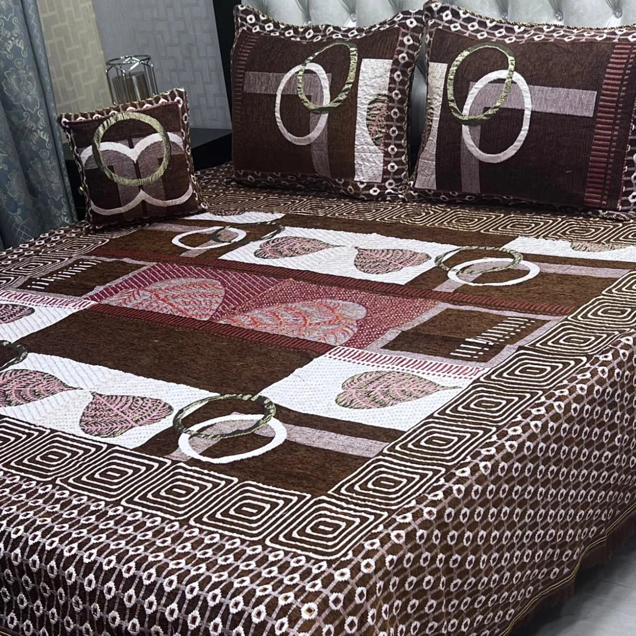 4pc Royal Design Velvet Bedspread